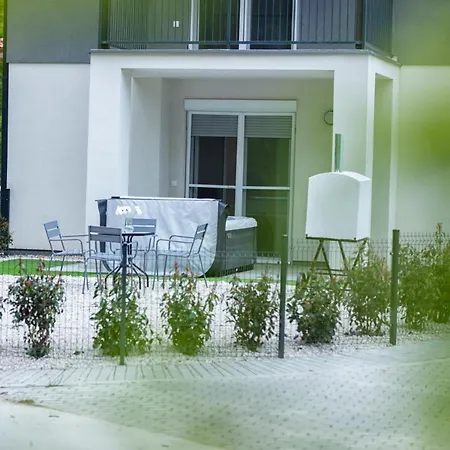Apartment Forest Luxory Ii. Apartman Sarvar